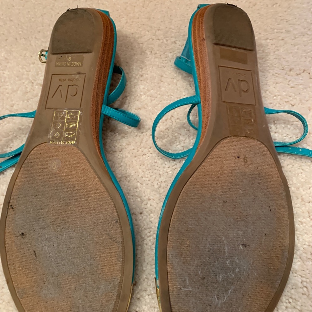 Shoes - Picture 3 of 4